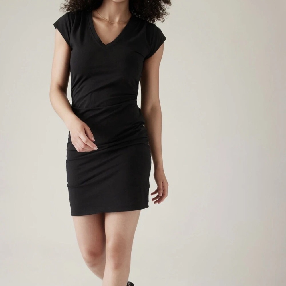 Athleta Effortless Tee Dress size XS Black #613933